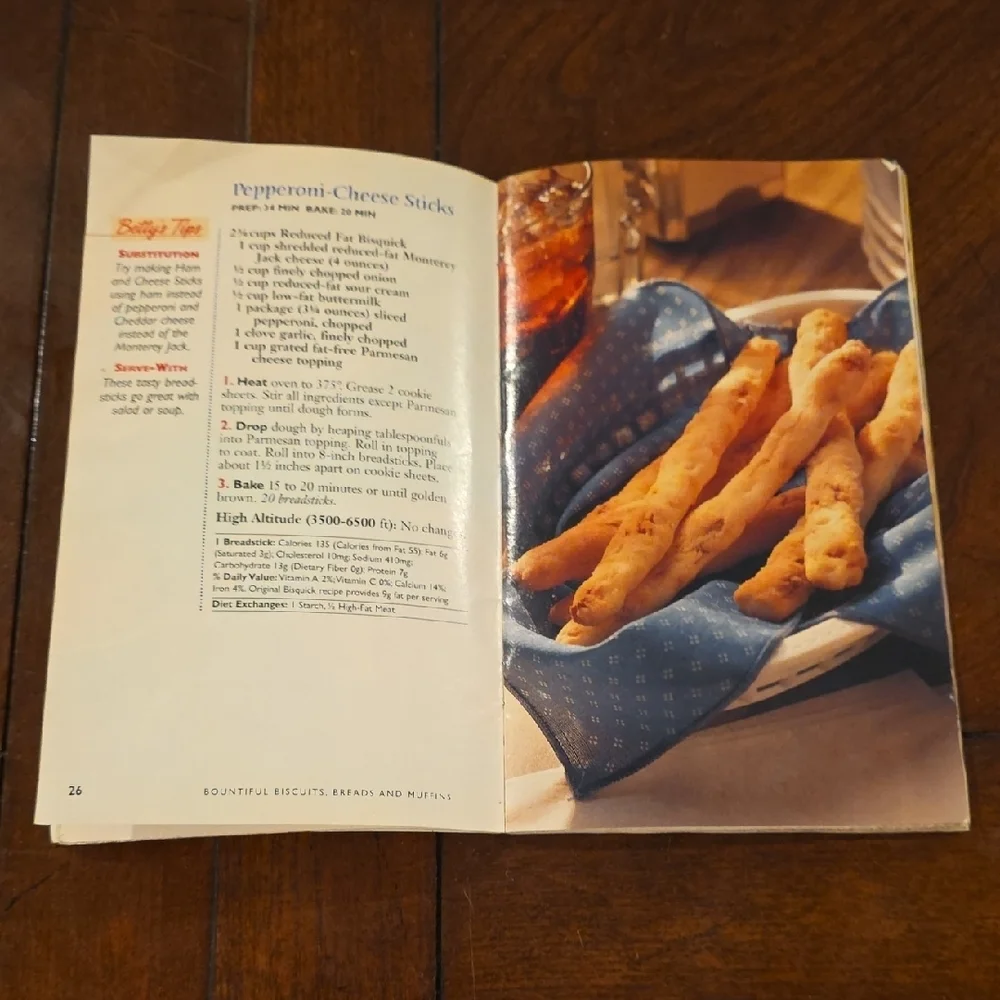 (J40) Taste of Home Cookbook Set (4 Total)